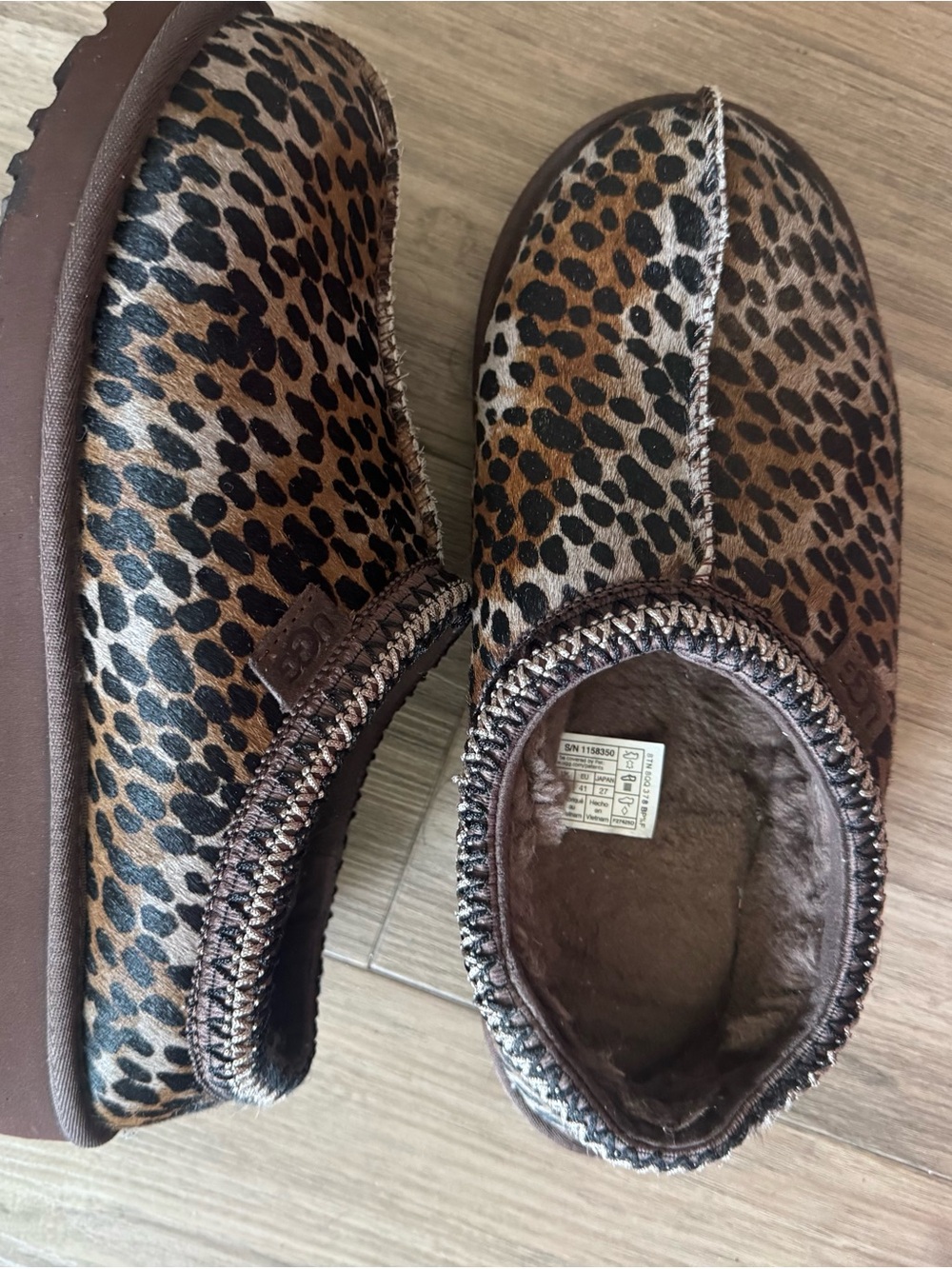 Leopard Print Faux-Fur Lined Slip-On Slippers
